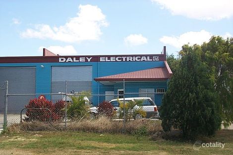 14 Fursden St, Glenella, QLD 4740