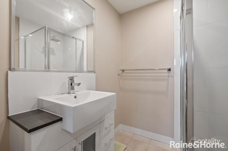 Property photo of 42 Mellish Parade Glenfield NSW 2167