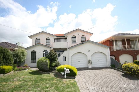 15 Leila Cres, Bell Post Hill, VIC 3215