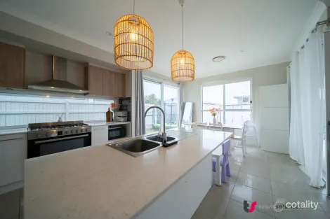 Property photo of 35 Tambor Crescent Pallara QLD 4110