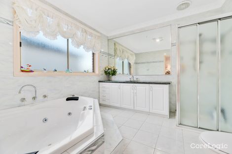 Property photo of 23 Louise Baille Avenue Narre Warren South VIC 3805