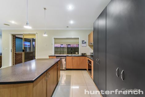 Property photo of 8 Como Avenue Burnside Heights VIC 3023