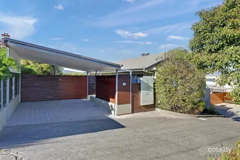 Property photo of 1/1 Ambleside Lindisfarne TAS 7015