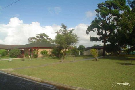 Property photo of 14 Ballanda Crescent Iluka NSW 2466