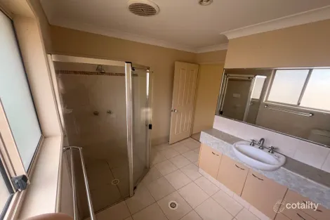 Property photo of 36 Billinghurst Crescent Upper Coomera QLD 4209