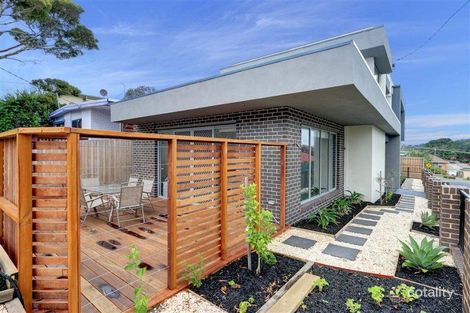 14 Seventh Ave, Rosebud, VIC 3939