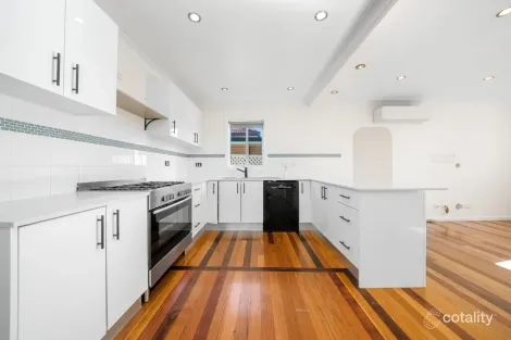 Property photo of 5 Gregory Avenue Oxley Park NSW 2760