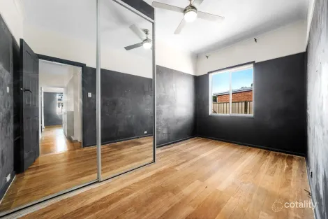 Property photo of 5 Gregory Avenue Oxley Park NSW 2760
