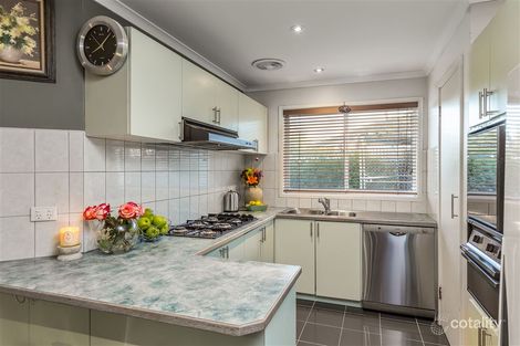 Property photo of 17 Sunshine Street Rowville VIC 3178