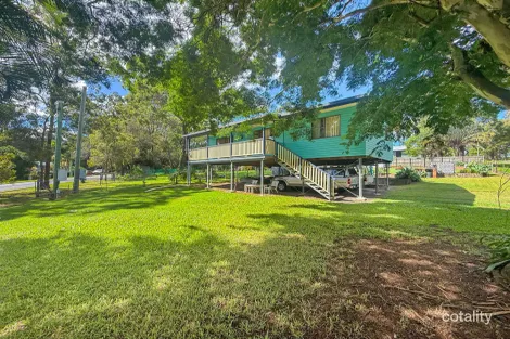 10 Wharf St, Macleay Island, QLD 4184