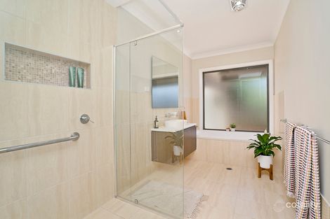 Property photo of 4 Leicester Close Raworth NSW 2321