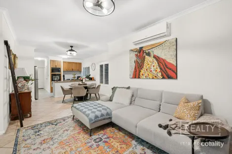 Property photo of 4/104 Grand Promenade Doubleview WA 6018