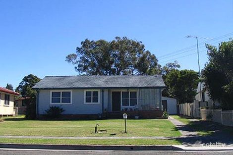Property photo of 35 Landy Drive Mount Warrigal NSW 2528