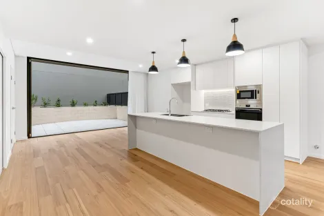 2/22 Boronia Gr, Heathcote, NSW 2233