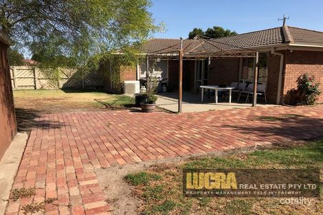 Property photo of 17 Longtown Court Craigieburn VIC 3064