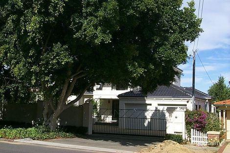 21 Osborne Pde, Claremont, WA 6010