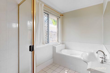 Property photo of 11 Waterdown Drive Elanora QLD 4221