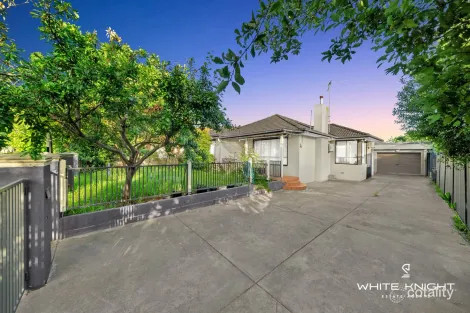 32 Manfred Ave, St Albans, VIC 3021