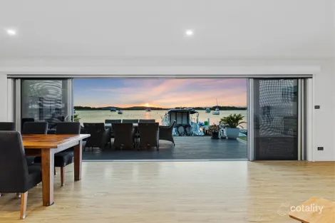Property photo of 23 Marks Parade Marks Point NSW 2280