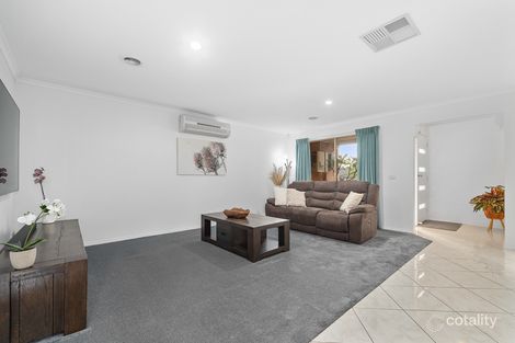 Property photo of 28 Manchester Drive Skye VIC 3977