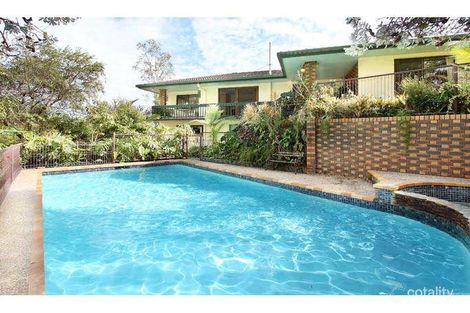 12 Kiandra St, Chapel Hill, QLD 4069