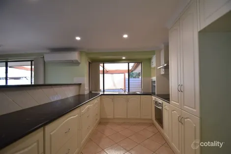 Property photo of 4 Laver Court Sadadeen NT 0870