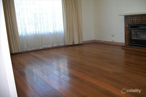 Property photo of 8 Brooker Court Sunshine North VIC 3020