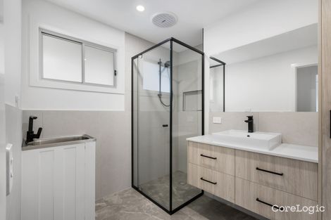 12 Central St, Labrador, QLD 4215