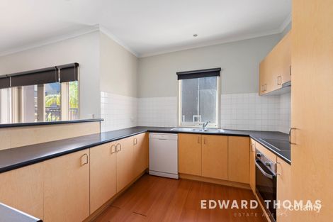 Property photo of 3/120 Newman Street Kensington VIC 3031