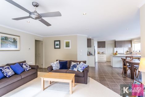 Property photo of 2/26 Lyle Avenue Beaconsfield VIC 3807