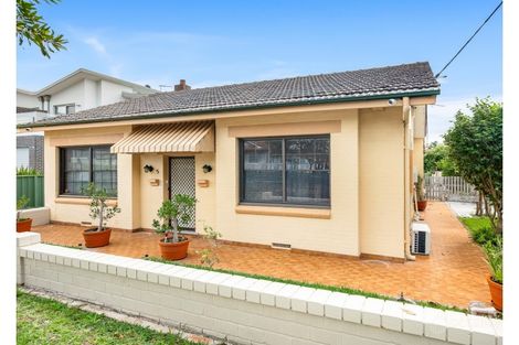 5 Baringa Rd, Earlwood, NSW 2206