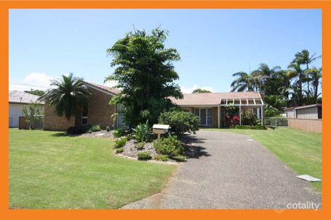 15 Barnett St, Golden Beach, QLD 4551