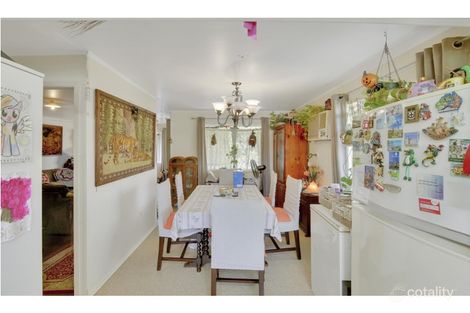 Property photo of 27 Cook Crescent Dysart QLD 4745