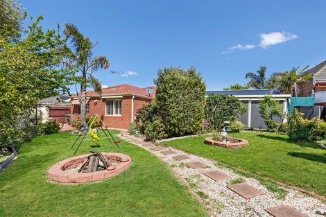 Property photo of 6 Langmore Drive Hillside VIC 3037