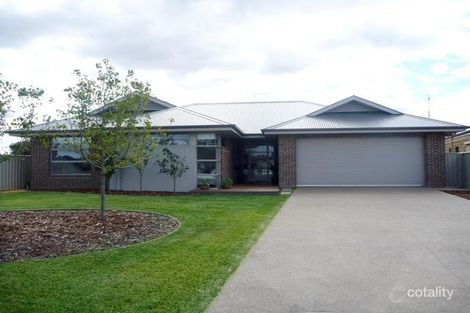 15 Forfar Dr, Moama, NSW 2731