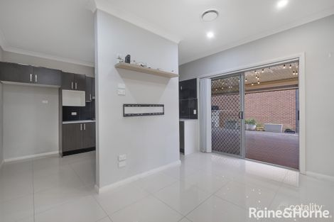 Property photo of 2/33 Railway Road Quakers Hill NSW 2763