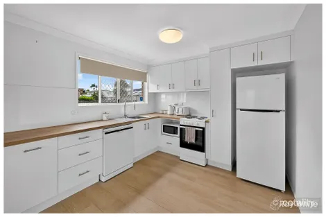 Property photo of 64 Bean Avenue Parkhurst QLD 4702