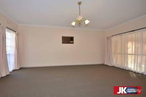 Property photo of 18 Grant Avenue Werribee VIC 3030