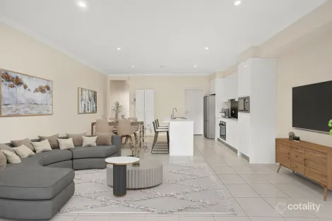 Property photo of 7/8 Sproule Crescent Balgownie NSW 2519