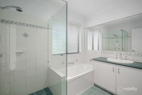 Property photo of 3 Forest Place Carindale QLD 4152
