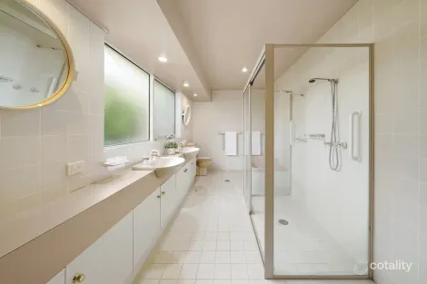 Property photo of 94 Commodore Crescent Port Macquarie NSW 2444