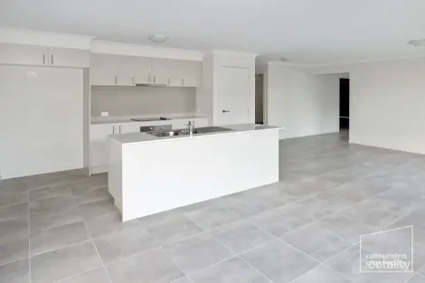 Property photo of 45 Meredith Crescent Baringa QLD 4551