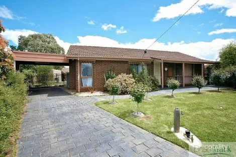 6 Lowan Ct, Werribee, VIC 3030