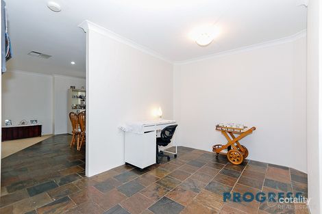 Property photo of 4 Finch Rise Ballajura WA 6066