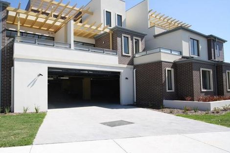 6 Eighth Bvd, Springvale, VIC 3171