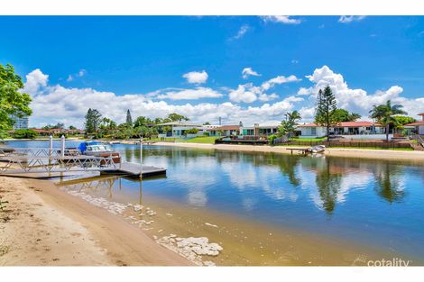 Property photo of 11 Maureen Court Broadbeach Waters QLD 4218