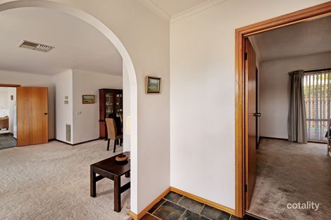 Property photo of 1 Regency Court Benalla VIC 3672