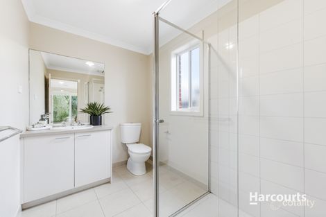 Property photo of 20 Pointer Drive Pakenham VIC 3810