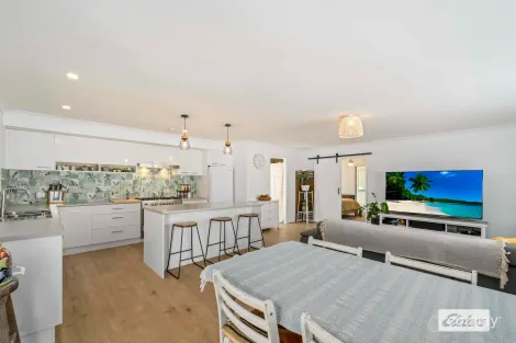 Property photo of 94 Jacaranda Avenue Tweed Heads West NSW 2485