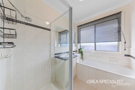 Property photo of 7 Luca Place Pakenham VIC 3810